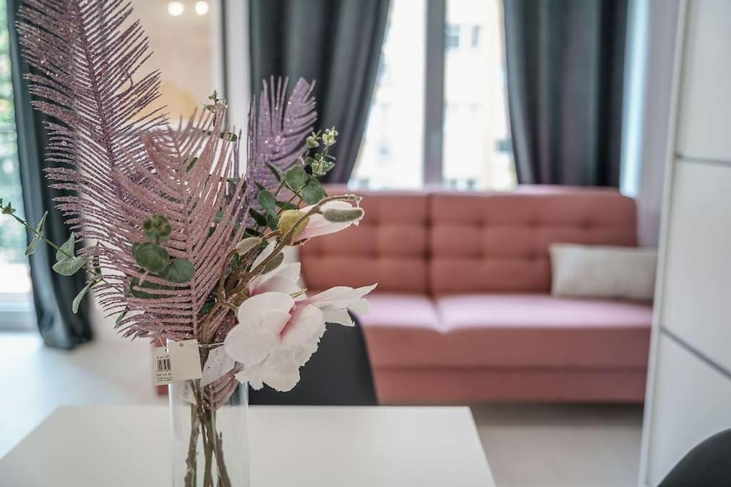 Urbannestgroup - City Center - Sienna 65 Варшава Экстерьер фото